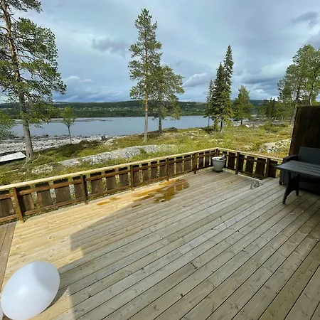 Quiet Waterside Near Sjusjoen Olestad